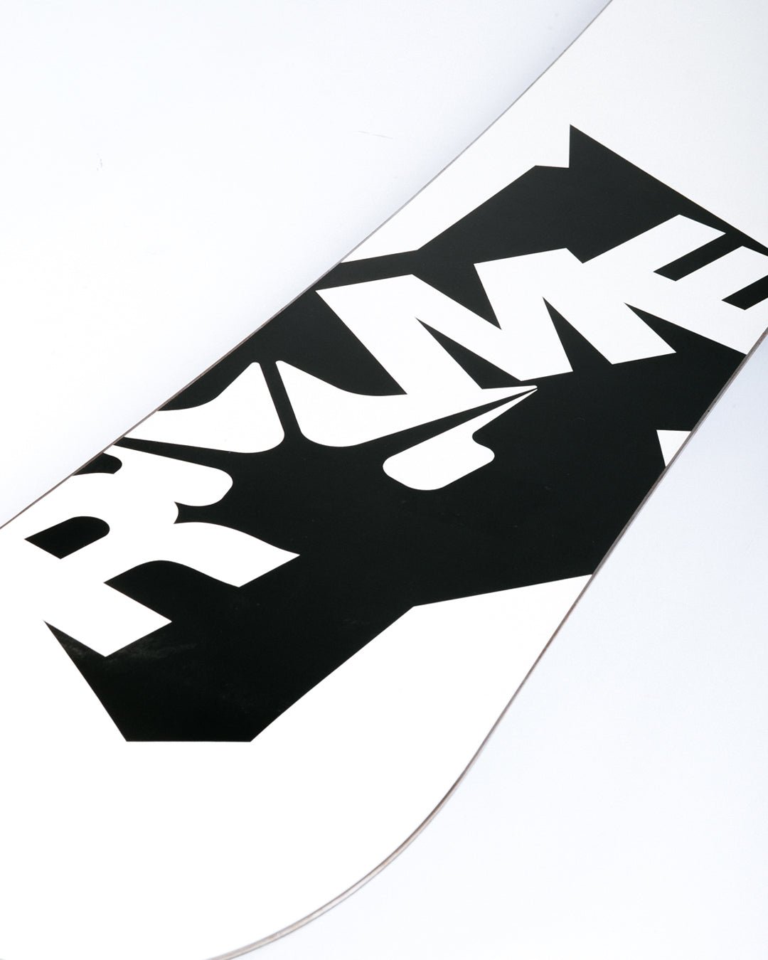 Original Artifact Snowboard (2005)
