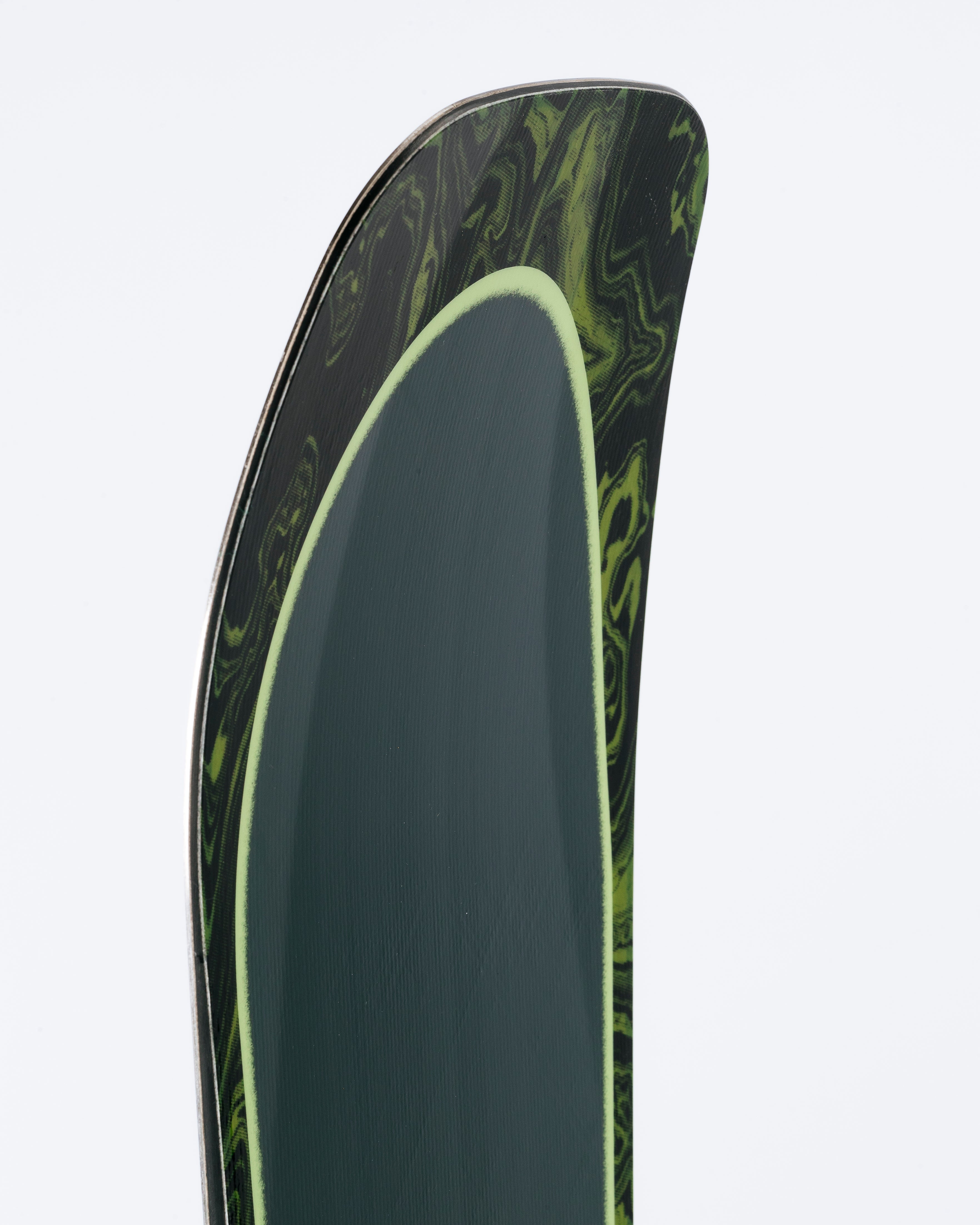 The nose of powder snowboard with Directional Diamond 3D technology visible. Rome Ravine 2025 | Rome Snowboards™