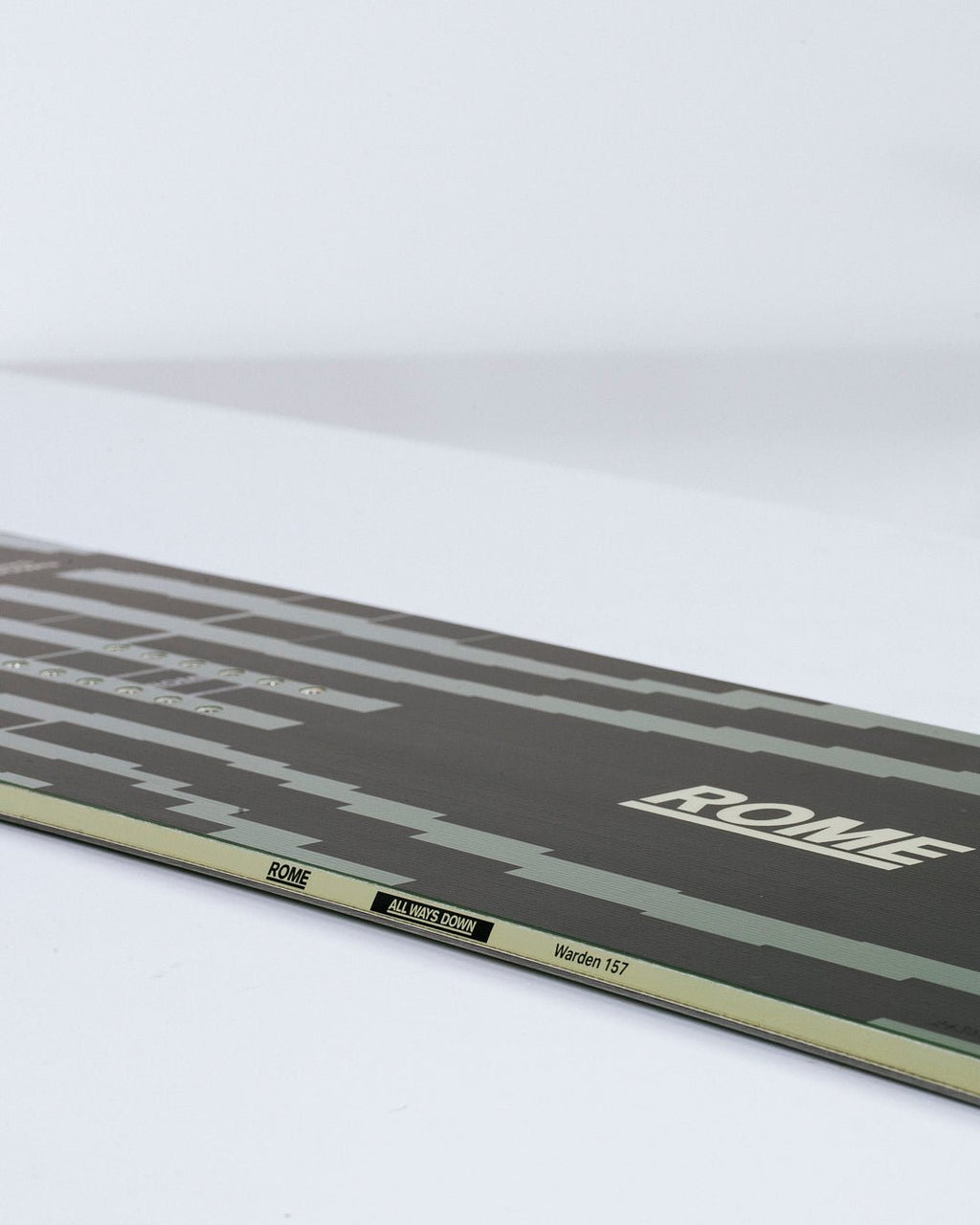 Warden Snowboard - Directional Twin Snowboards - Rome US - 2025-2026 - Rome Snowboards