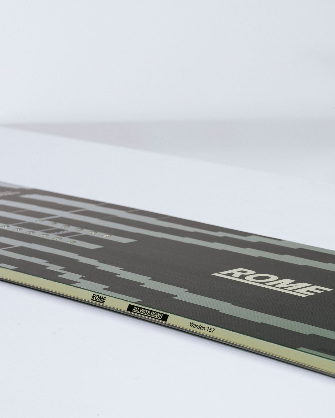 Warden Snowboard - Directional Twin Snowboards - Rome US - 2025-2026 - Rome Snowboards