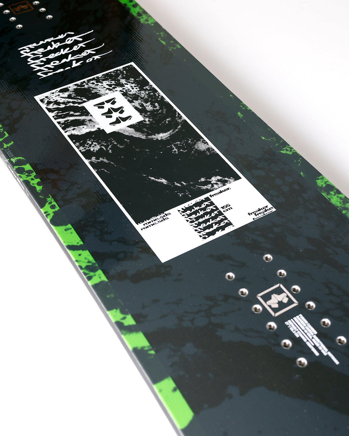 Rome Freaker snowboard 2023 Rome SDS Rome SDS NA