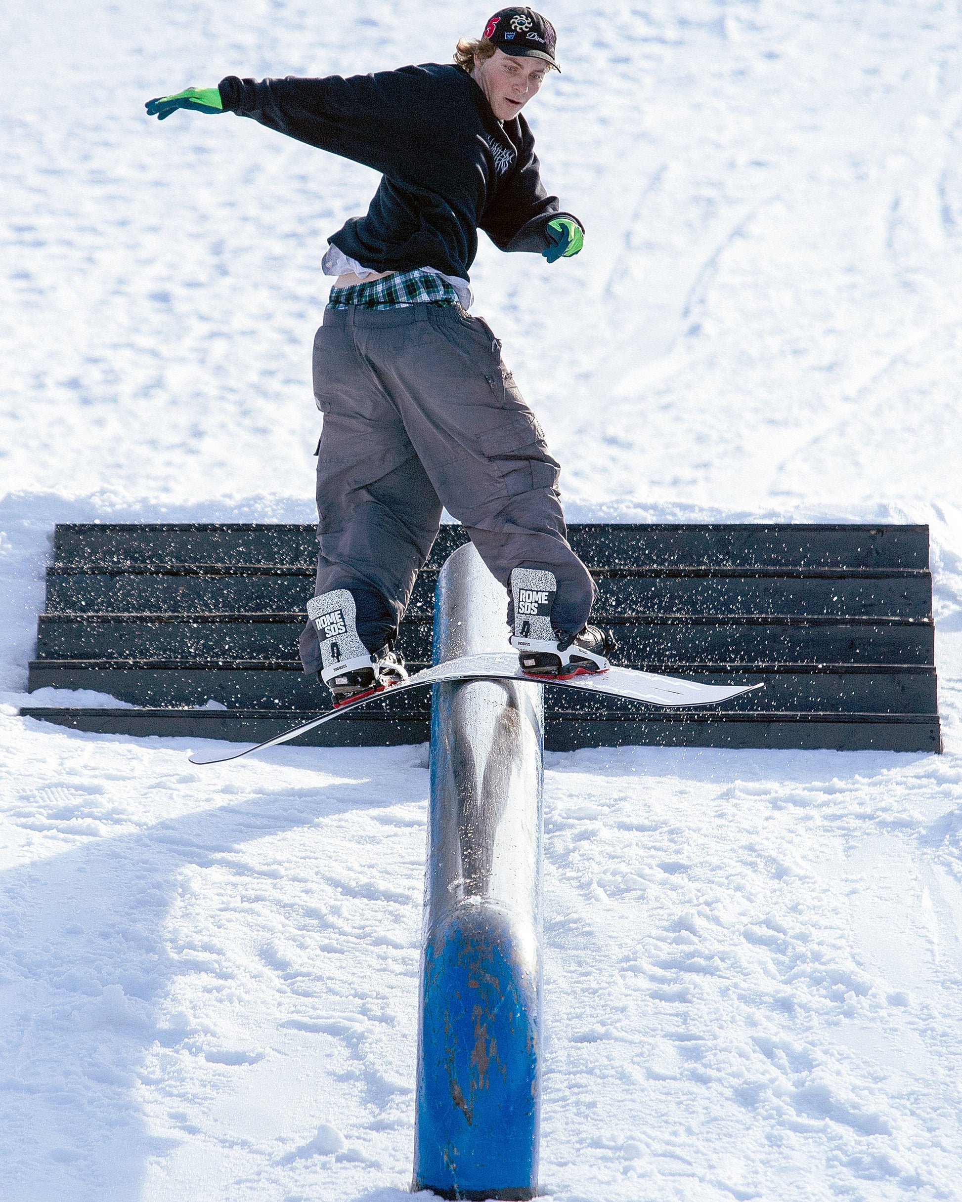 Snowboard Bindings - Snowboard Equipment - Mechanics of Snowboarding